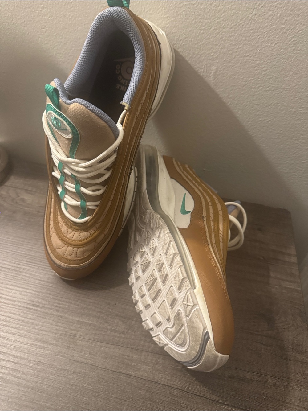 Nike Men’s Brown and Teal Low-Top Sneakers